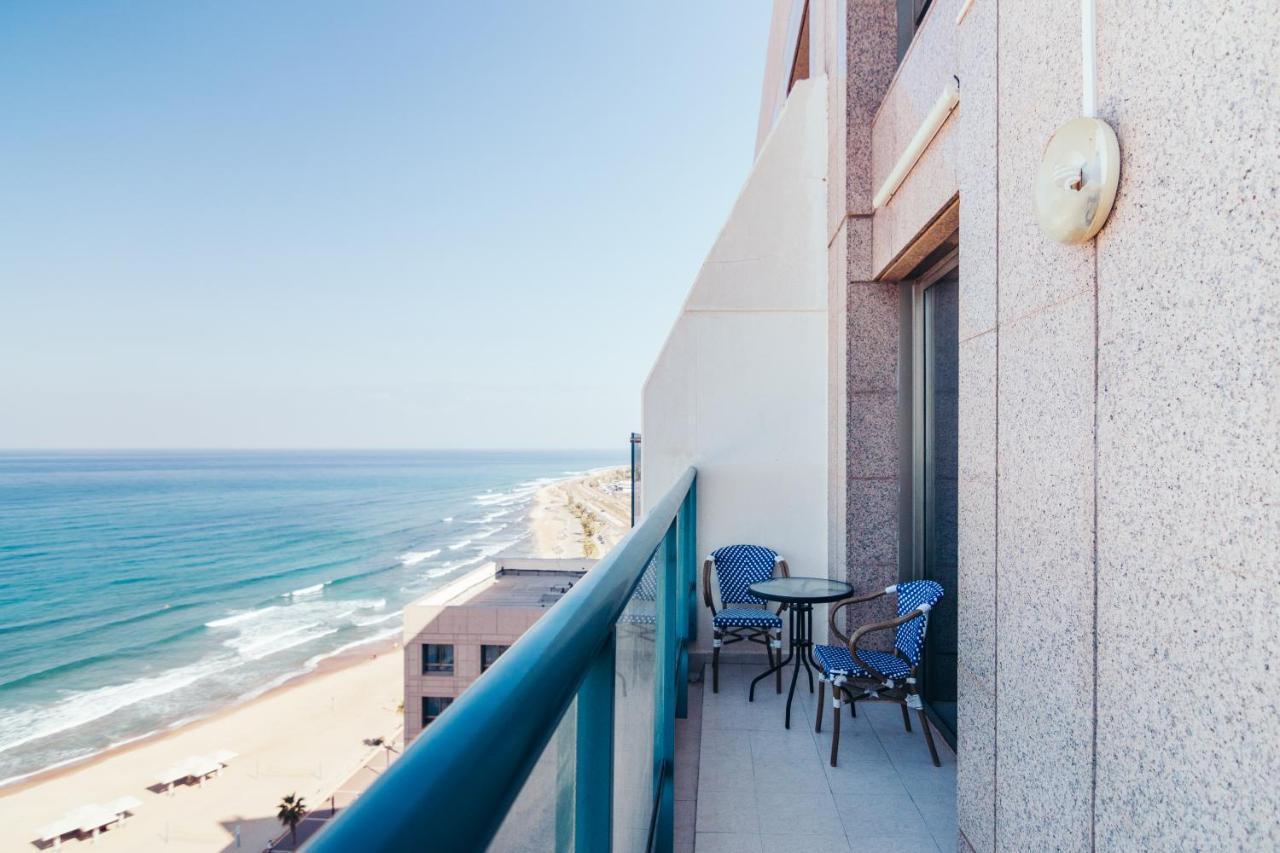 Almog Beach Apt Hotel מלון דירות אלמוג ביץ' ไฮฟา ภายนอก รูปภาพ