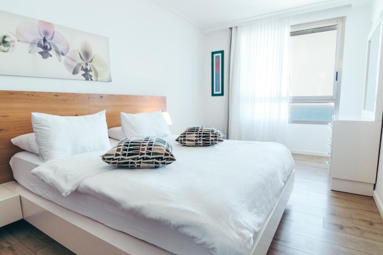 Almog Beach Apt Hotel מלון דירות אלמוג ביץ' ไฮฟา ภายนอก รูปภาพ