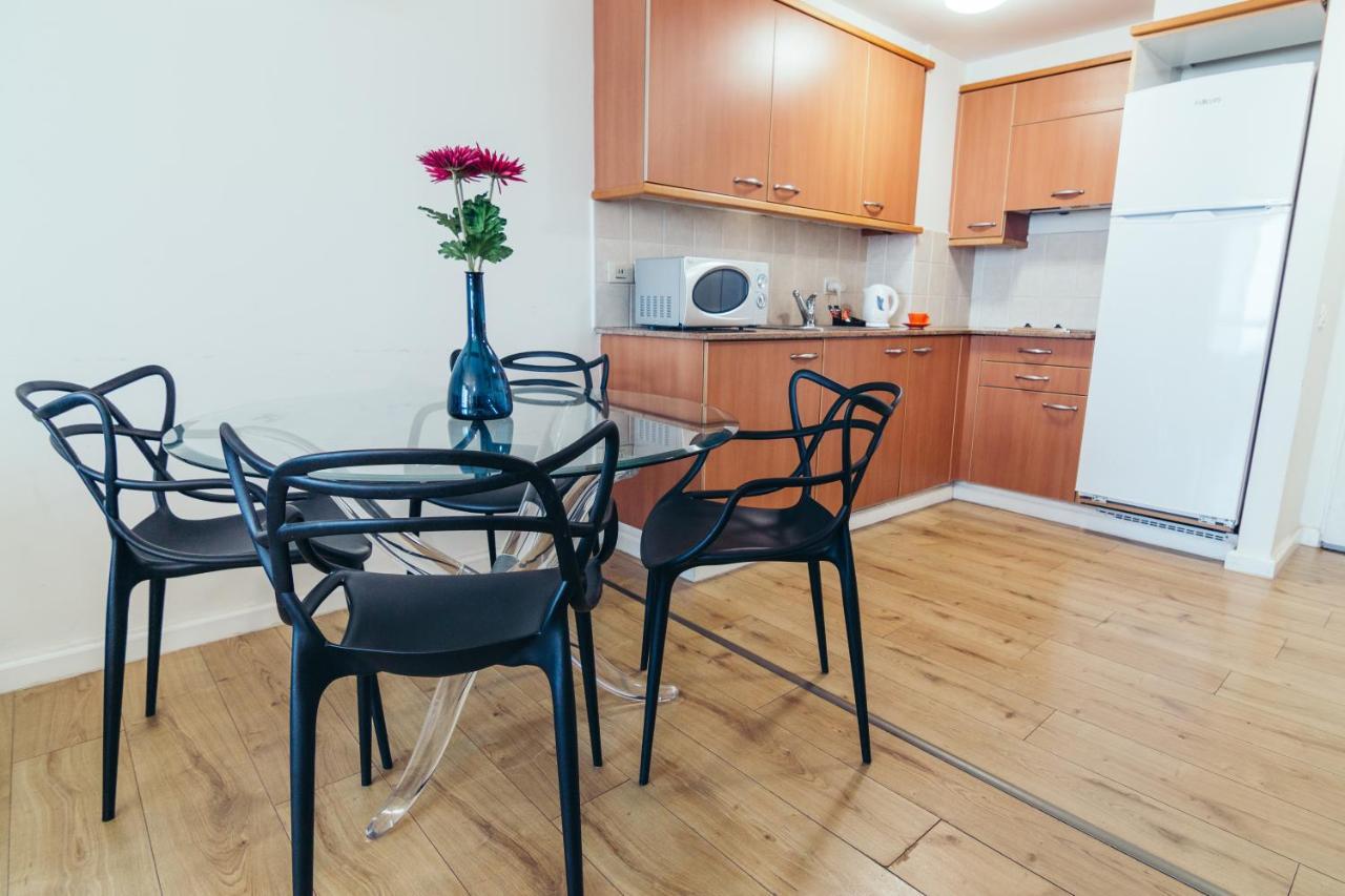 Almog Beach Apt Hotel מלון דירות אלמוג ביץ' ไฮฟา ภายนอก รูปภาพ