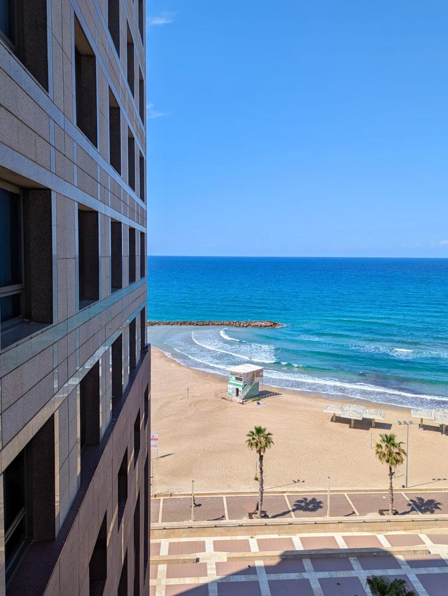 Almog Beach Apt Hotel מלון דירות אלמוג ביץ' ไฮฟา ภายนอก รูปภาพ