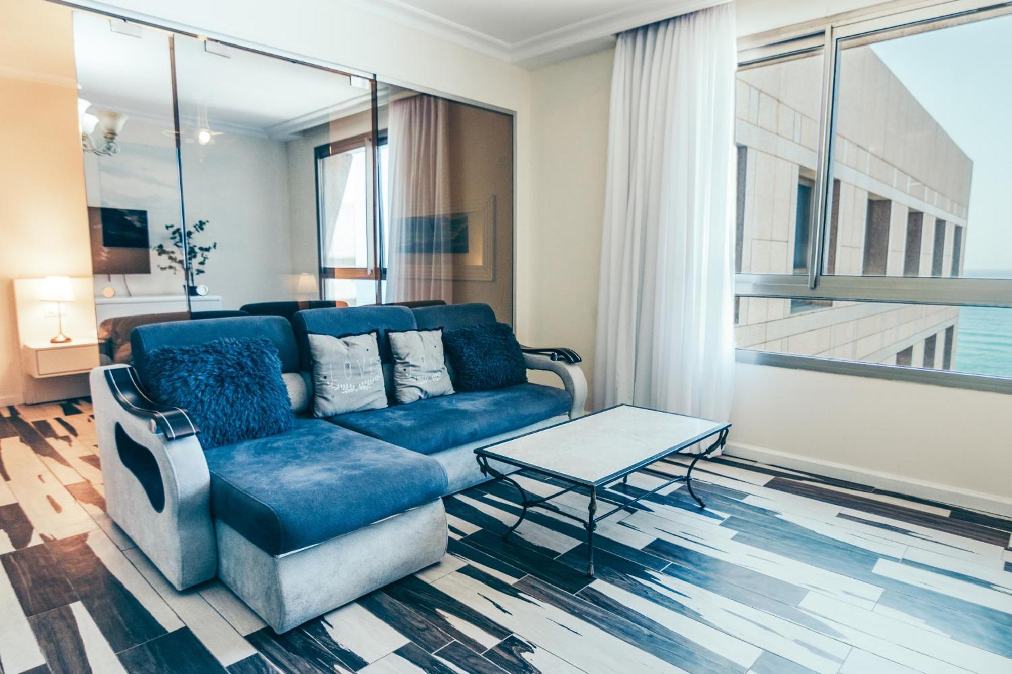 Almog Beach Apt Hotel מלון דירות אלמוג ביץ' ไฮฟา ภายนอก รูปภาพ